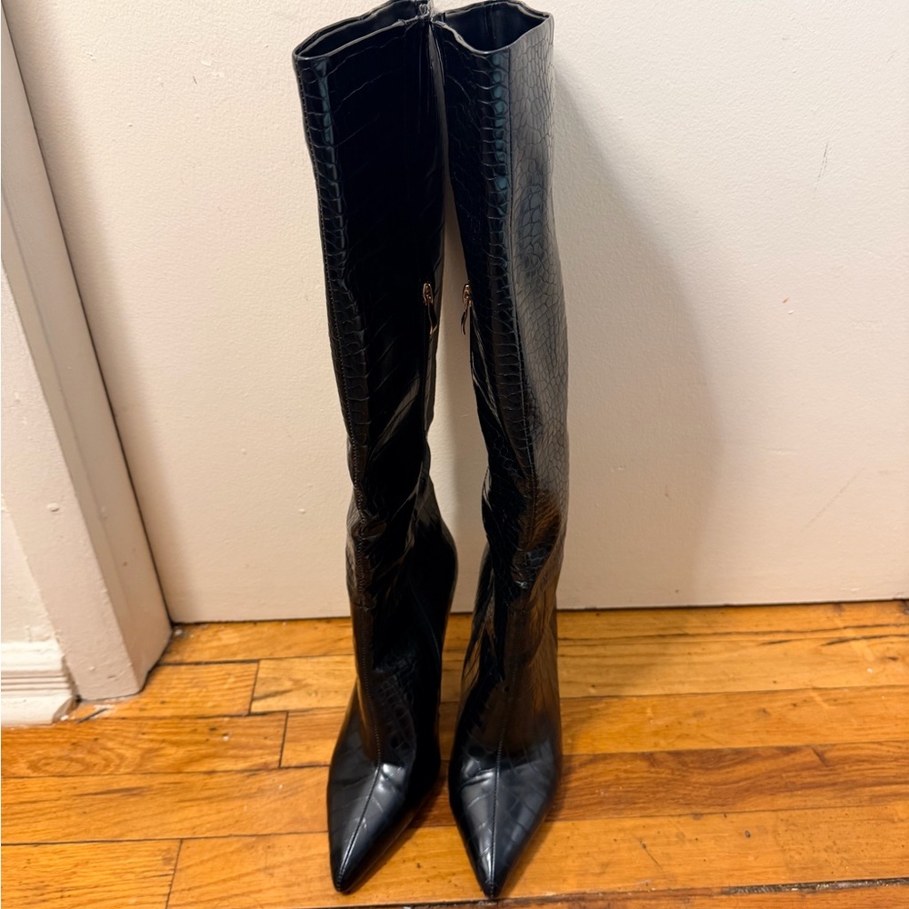 Elegant Black Over the Knee Boots - Picture 3 of 11